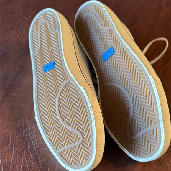 Keds Women's White Leather Athletic Shoes with Animal Print Size 8 - Picture 3 of 7